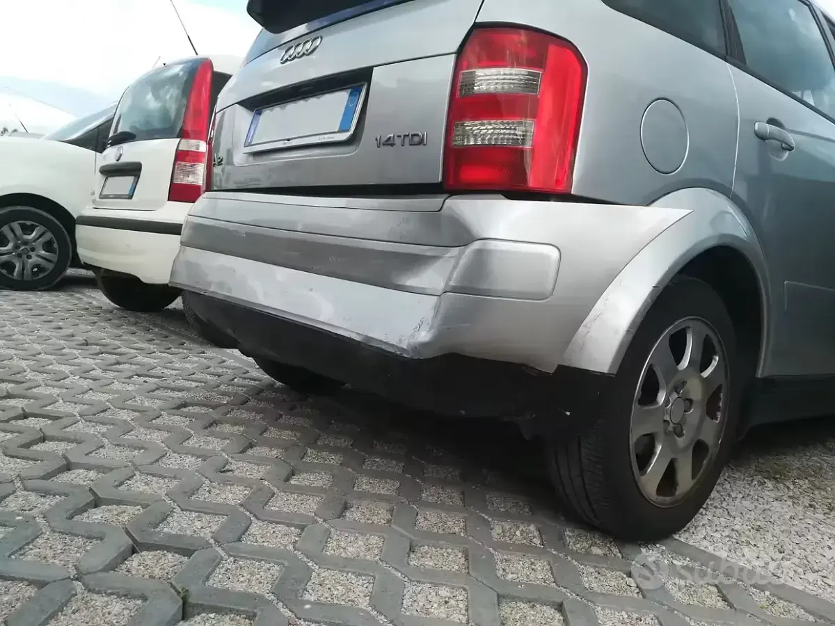 Usata Audi A2 90 CV (66 kW) 2004 Grigio Utilitaria