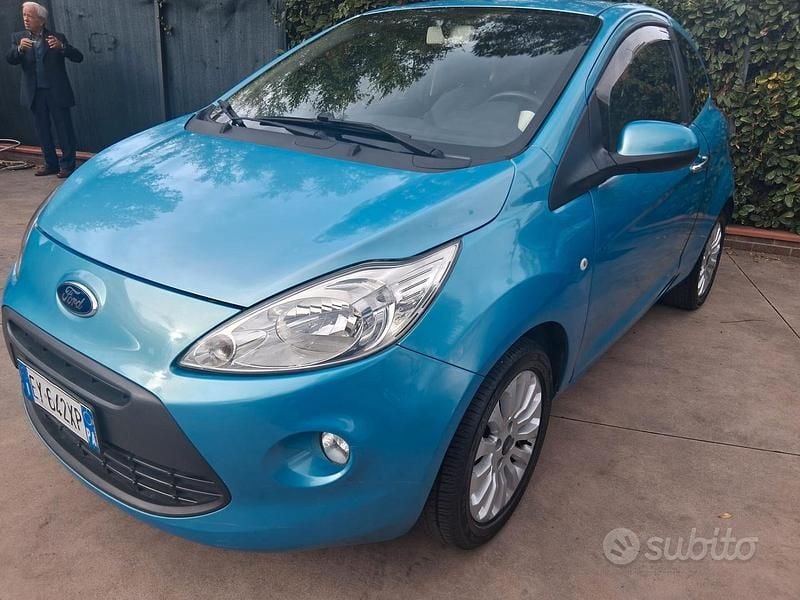 Usata Ford Ka Titanium 69 CV (50 kW) 2015 Blu Utilitaria