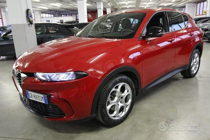 Usata Alfa Romeo Tonale Super 131 CV (96 kW) 2023 Rosso SUV