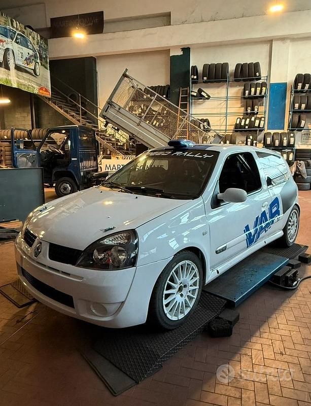 Usata Renault Clio II R.S. 2002 Berlina