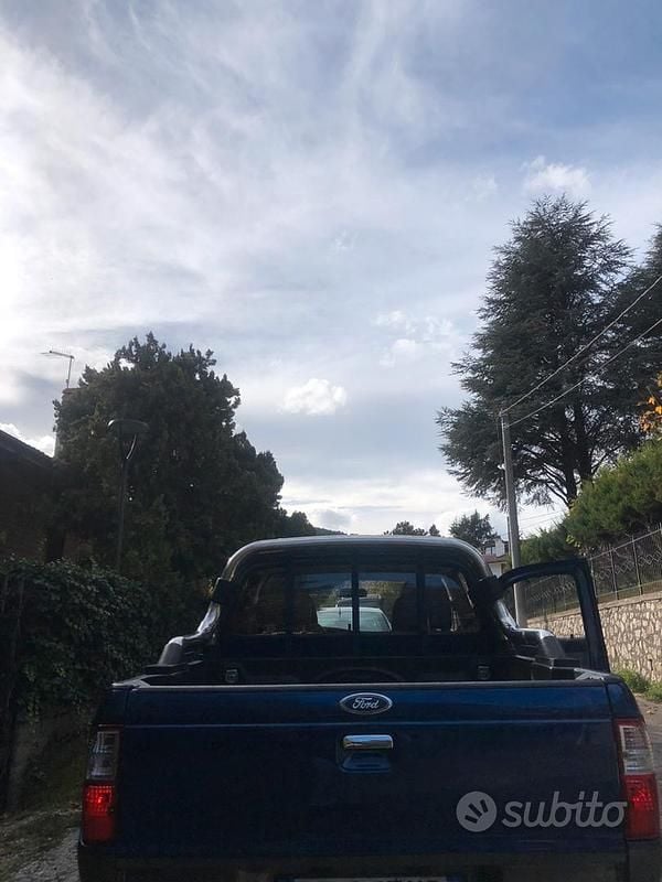 Usata Ford Ranger Wildtrack 109 CV (80 kW) 2006 Blu Pick-up