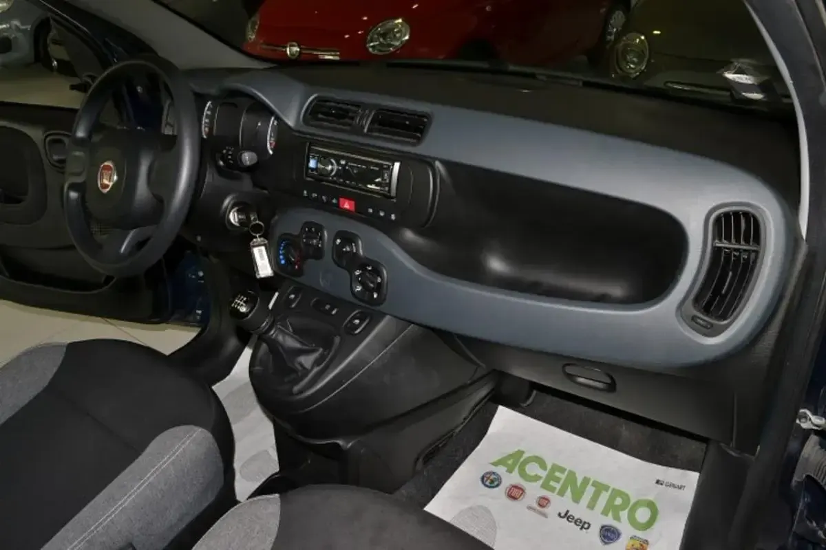 Usata Fiat Panda 70 CV (51 kW) 2022 Blu Utilitaria