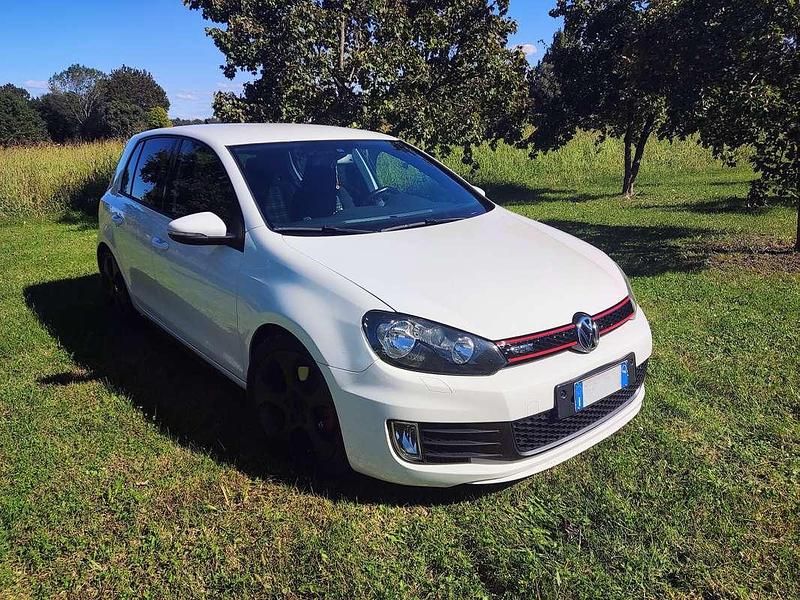 Usata VW Golf VI GTI 211 CV (155 kW) 2010 Bianco Utilitaria