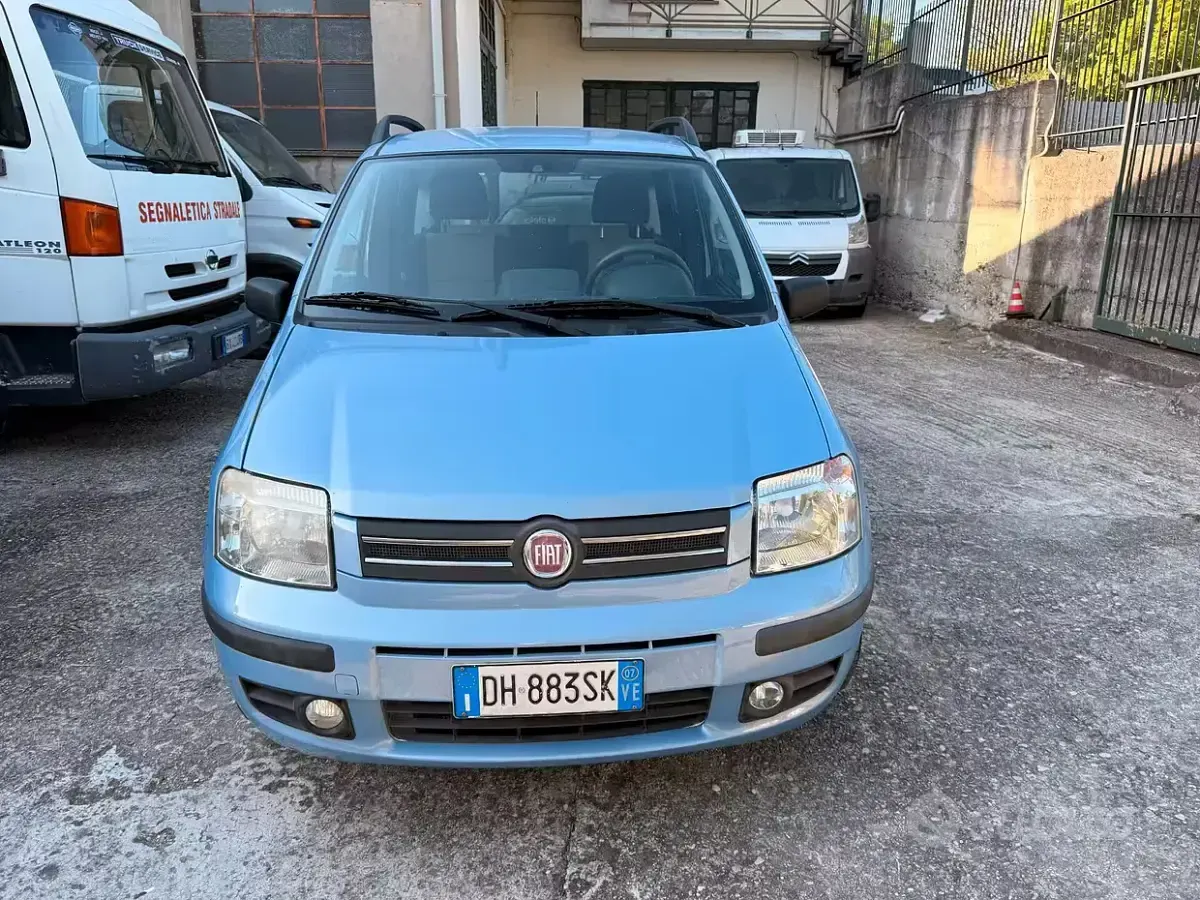 Usata Fiat Panda 60 CV (44 kW) 2007 Bluazzurro Utilitaria