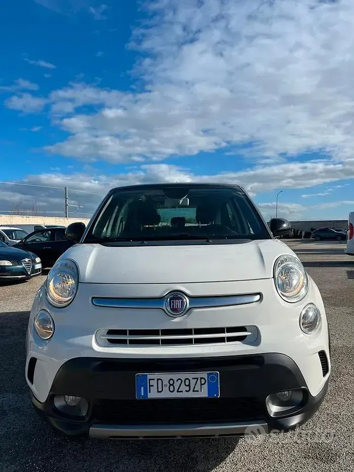 Usata Fiat 500L Trekking 95 CV (69 kW) 2016 Bianco Monovolume