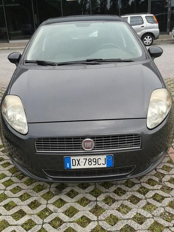 Usata Fiat Grande Punto Emotion 120 CV (88 kW) 2013 Utilitaria