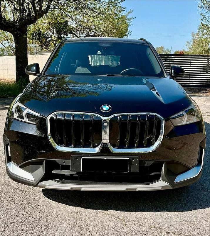 Usado BMW X1 150 HP (110 kW) 2023 Preto SUV