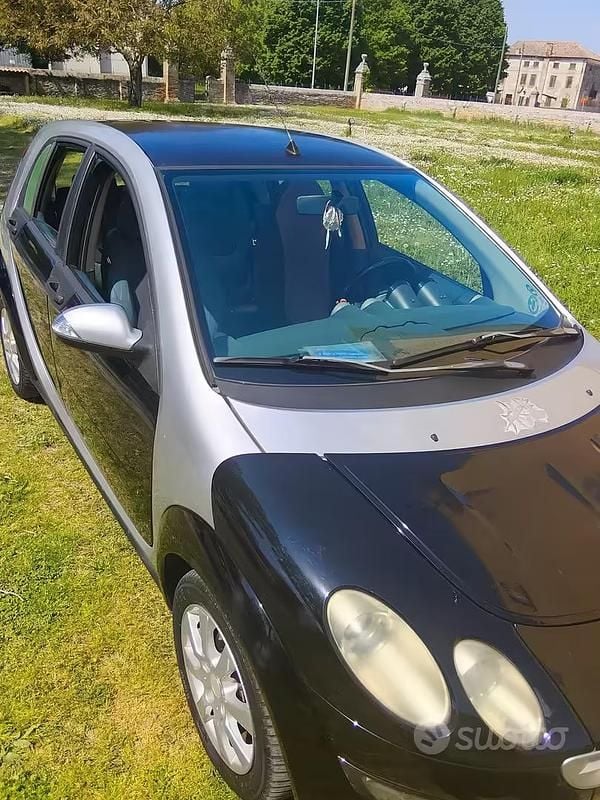 Usata Smart ForFour Passion 74 CV (54 kW) 2006 Nero Utilitaria