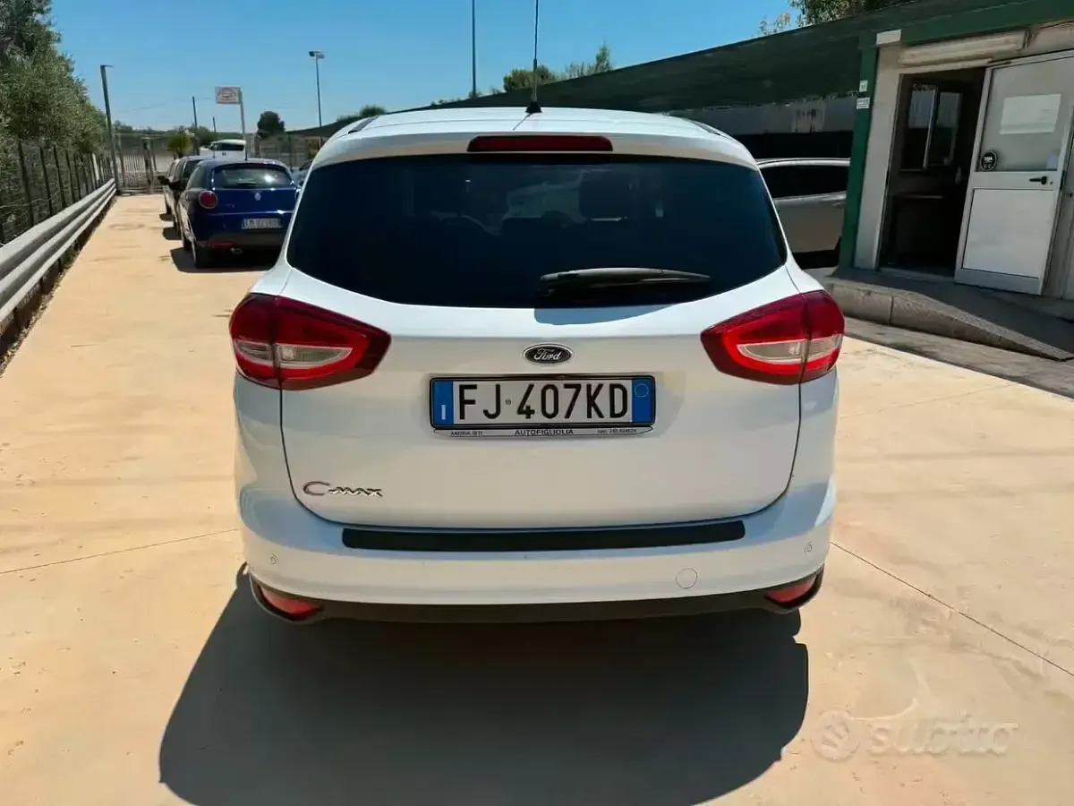 Usata Ford C-MAX Titanium 120 CV (88 kW) 2017 Bianco Monovolume