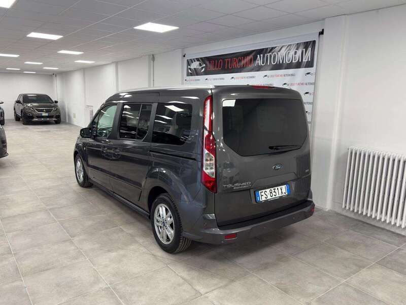 Usata Ford Tourneo Connect Titanium 120 CV (88 kW) 2018 Grigio scuro Monovolume