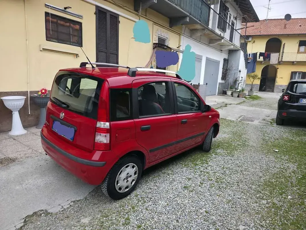 Usata Fiat Panda Dynamic 69 CV (50 kW) 2012 Rosso Utilitaria