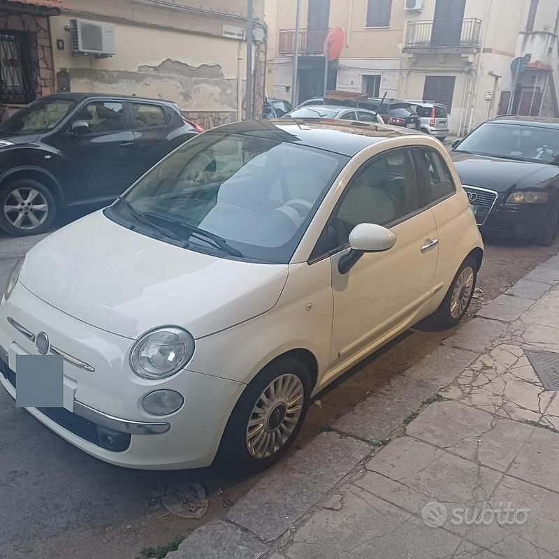 Usata Fiat 500 85 CV (62 kW) 2011 Bianco Utilitaria