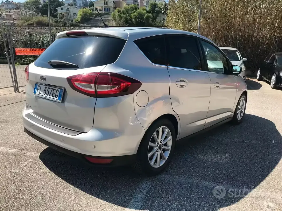 Occasion Ford C-MAX Titanium 120 ch (88 kW) 2017 Gris Monospace