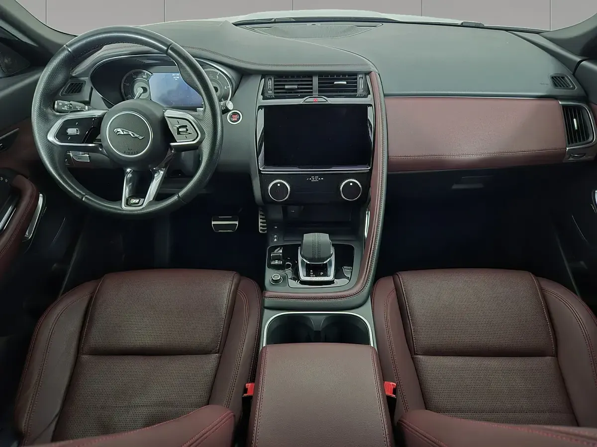 Usata Jaguar E-Pace R-Dynamic 163 CV (119 kW) 2023 Nero SUV