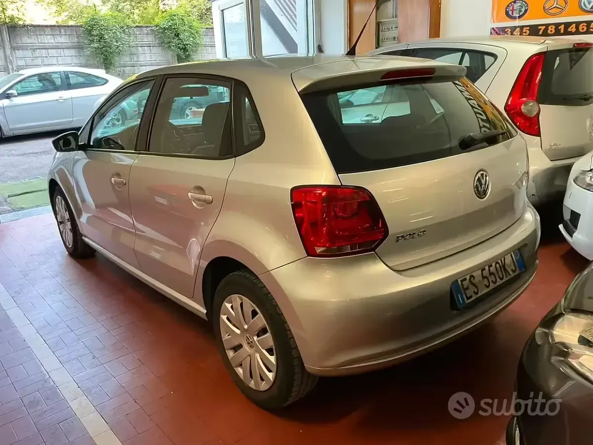 Usata VW Polo Comfortline 69 CV (50 kW) 2013 Grigio Utilitaria