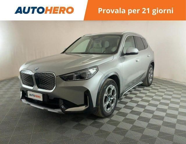 Grigio Usata 2024 BMW iX1 xLine SUV | 34.299 € (Molto cara) - Immagine 1/2
