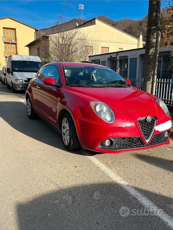 Usata Alfa Romeo MiTo 95 CV (69 kW) 2017 Rosso Utilitaria