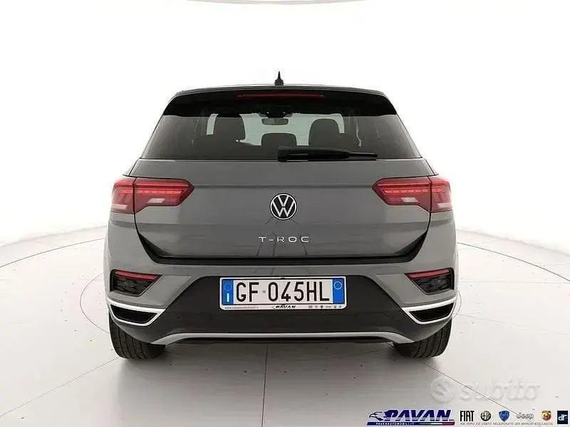 Usata VW T-Roc Advance 150 CV (110 kW) 2021 Grigio SUV