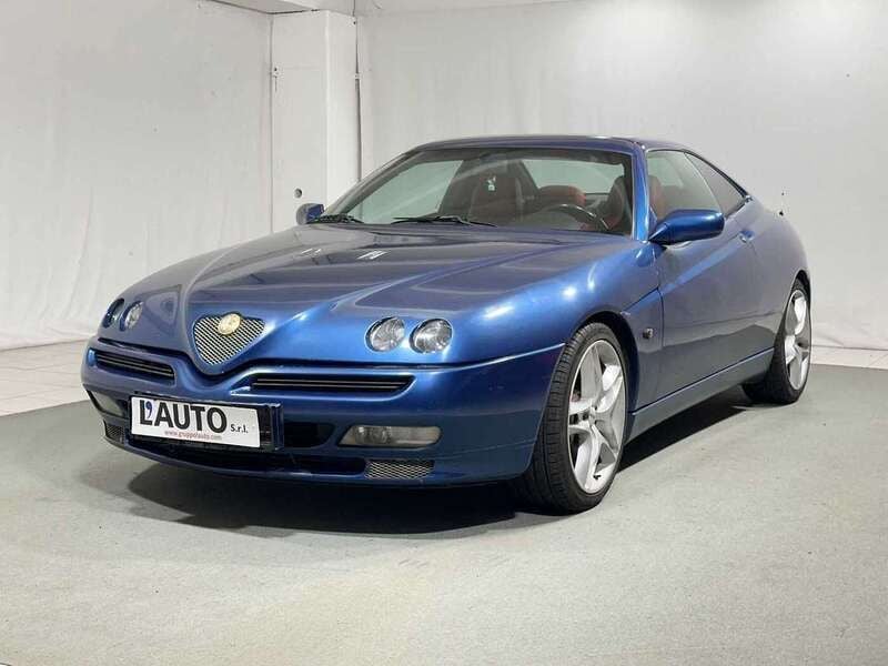 Blu/azzurro Usata 1997 Alfa Romeo GTV Coupé | 15.900 € (Cara) - Immagine 1/4