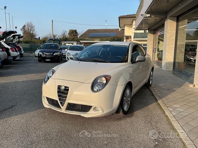 Usata Alfa Romeo MiTo 84 CV (61 kW) 2013 Bianco Utilitaria