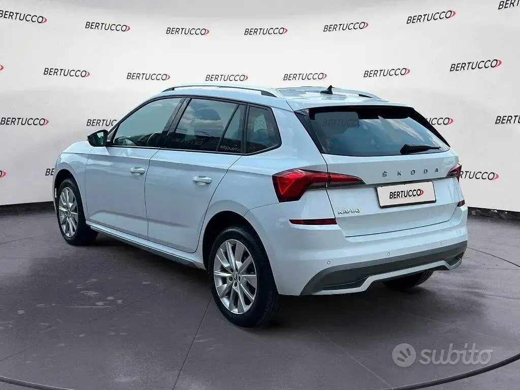 Usata Skoda Kamiq Style 110 CV (80 kW) 2021 Bianco SUV