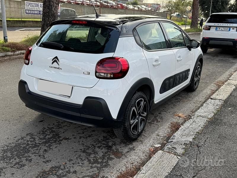 Usata Citroën C3 Shine 101 CV (74 kW) 2018 Bianco Berlina