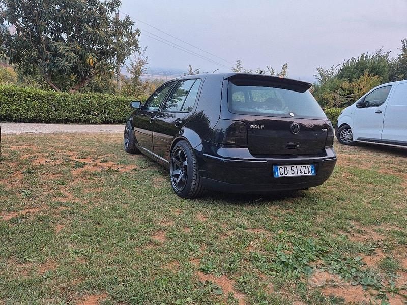Usata VW Golf IV 150 CV (110 kW) 2003 Nero Berlina