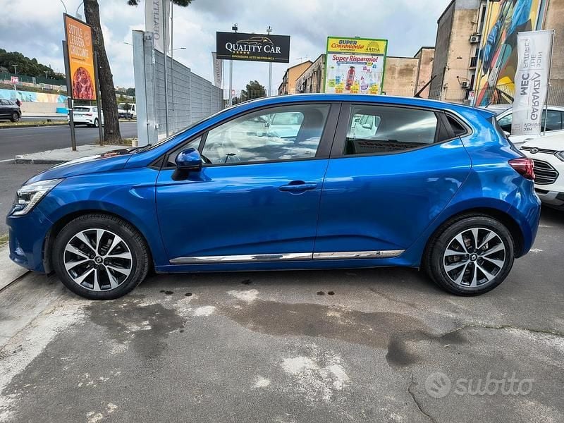 Usata Renault Clio V 85 CV (62 kW) 2020 Blu Berlina