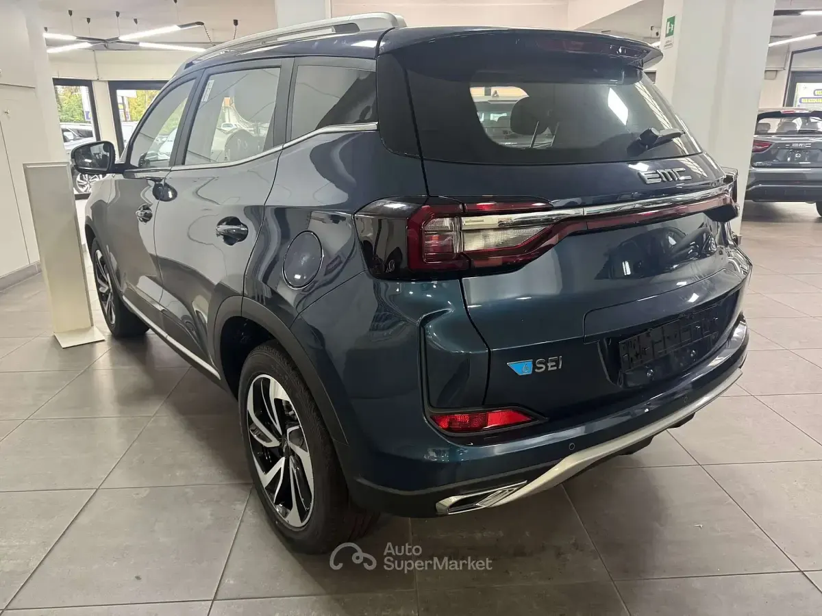 Nuova EMC SEI 113 CV (83 kW) 2026 Blu SUV