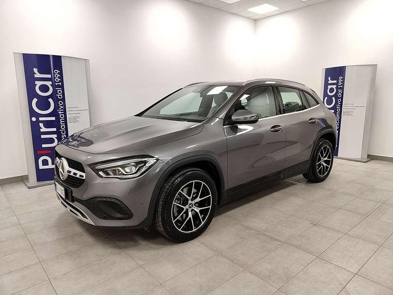 Usata Mercedes GLA250 218 CV (160 kW) 2022 Grigio SUV