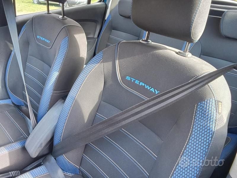 Usata Dacia Sandero 100 CV (73 kW) 2020 Blu Berlina