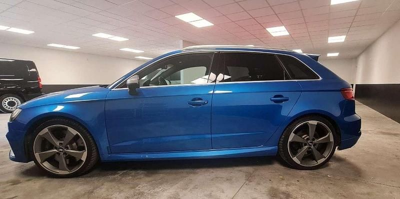 Usata Audi RS3 Ambiente 400 CV (294 kW) 2018 Azzurro Berlina