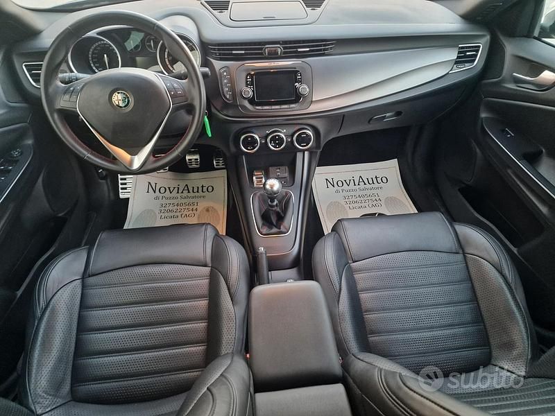 Usata Alfa Romeo Giulietta Distinctive 105 CV (77 kW) 2014 Grigio Utilitaria