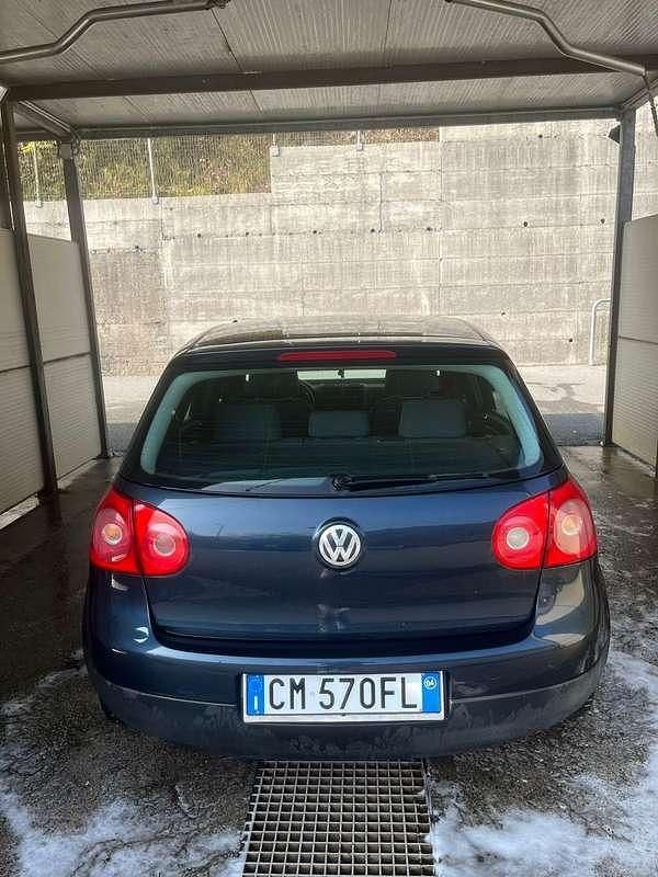 Usata VW Golf IV Comfortline 116 CV (85 kW) 2004 Berlina