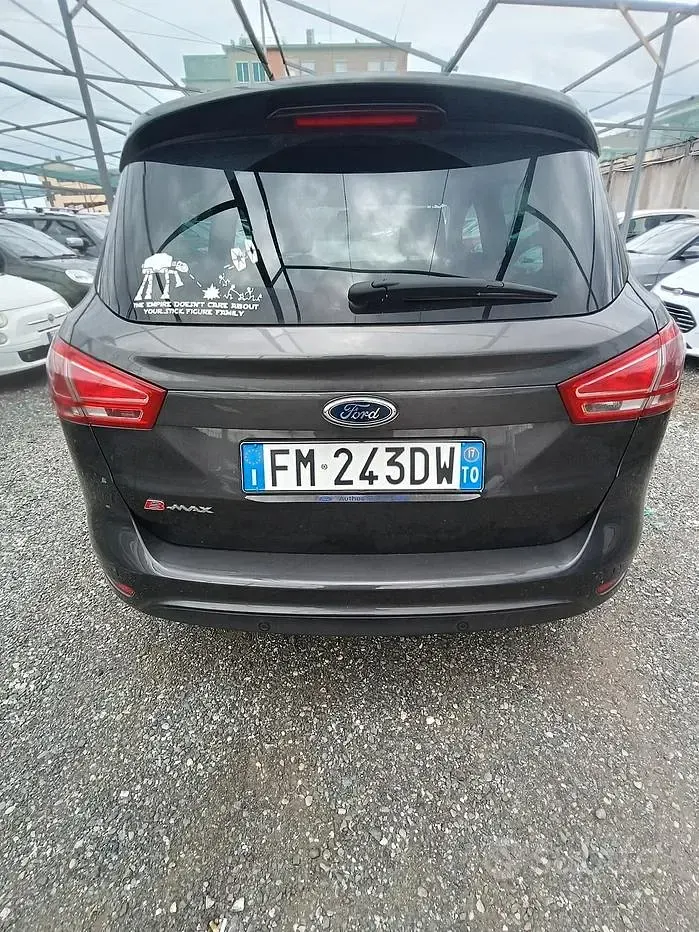 Usata Ford B-MAX Business Edition 87 CV (63 kW) 2017 Grigio Monovolume