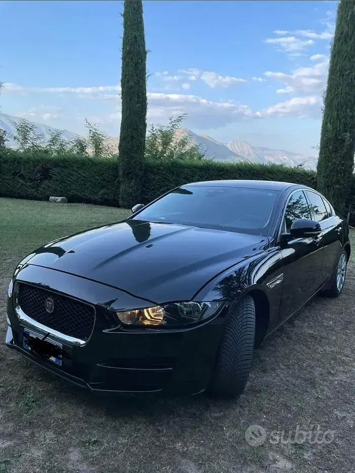 Usata Jaguar XE Business Edition 200 CV (147 kW) 2017 Nero Berlina