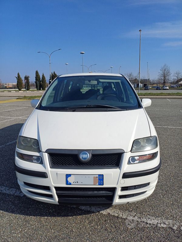 Usata 2005 Fiat Ulysse Monovolume | 1700 € (Ottimo prezzo) - Immagine 1/4