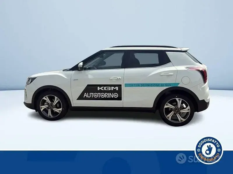 Nuova KGM Tivoli 163 CV (119 kW) 2026 Bianco SUV