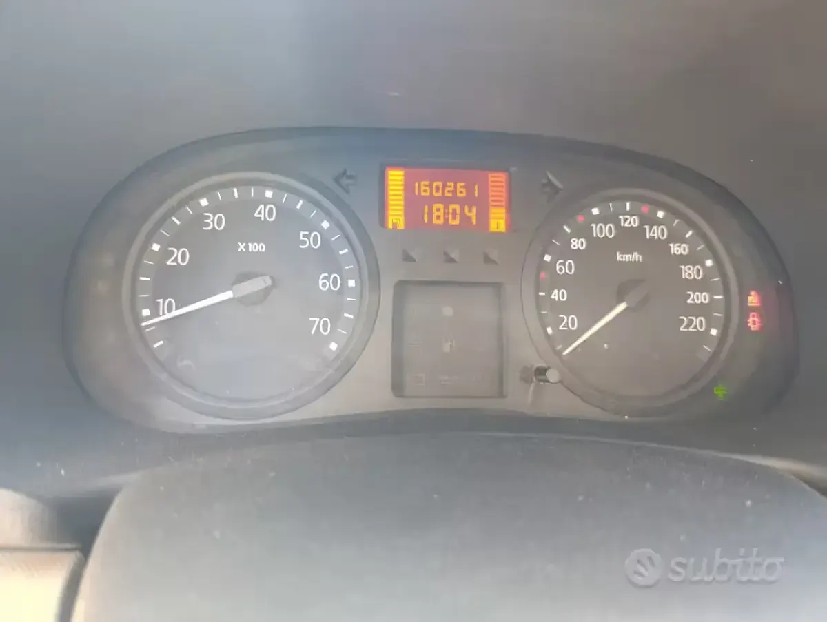 Usata Renault Clio 58 CV (42 kW) 2007 Grigio Utilitaria