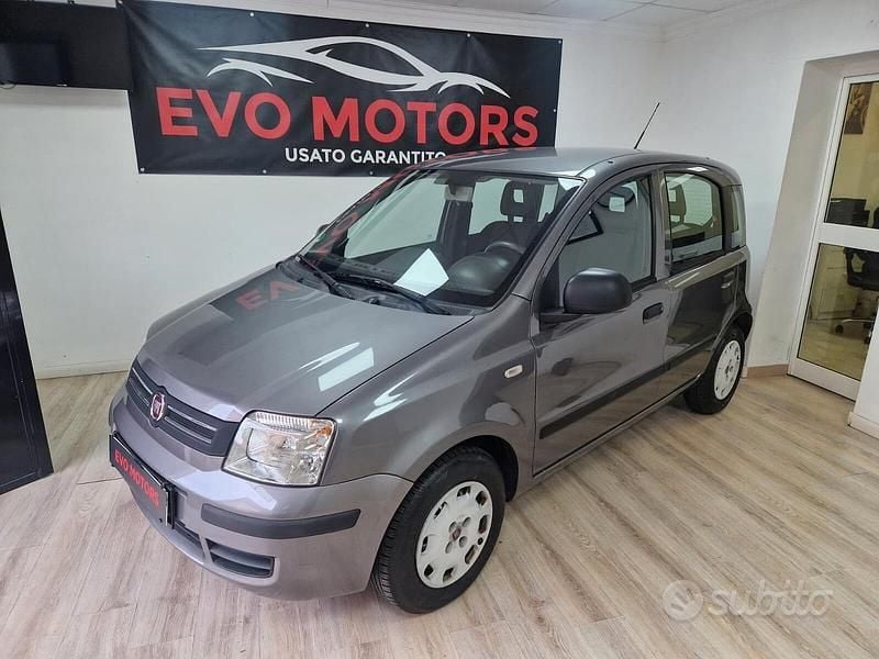 Grigio Usata 2012 Fiat Panda Lounge Berlina | 4350 € (Super prezzo) - Immagine 1/4