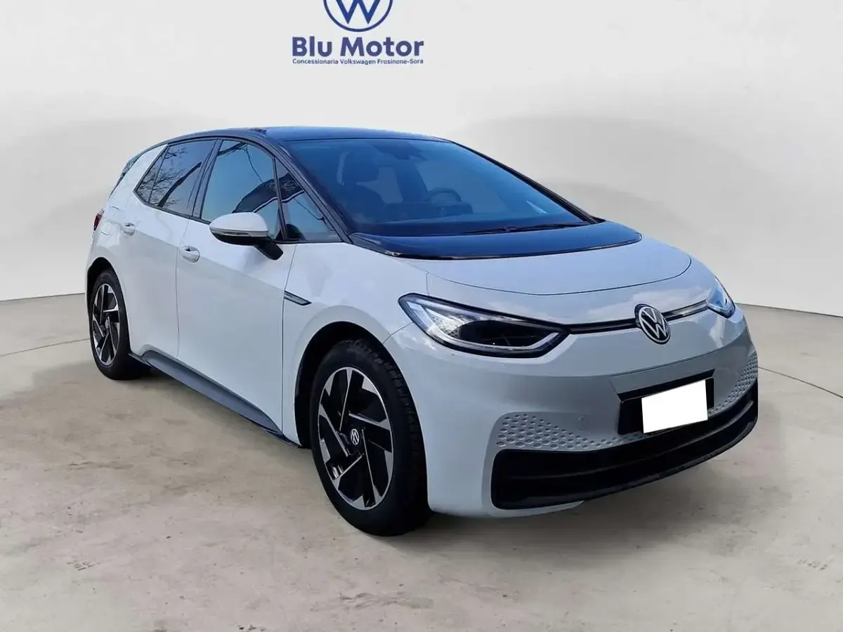 Usata VW ID.3 Pro Performance 69 kW (95 CV) 2022 Glacier white metallizzato ner Utilitaria