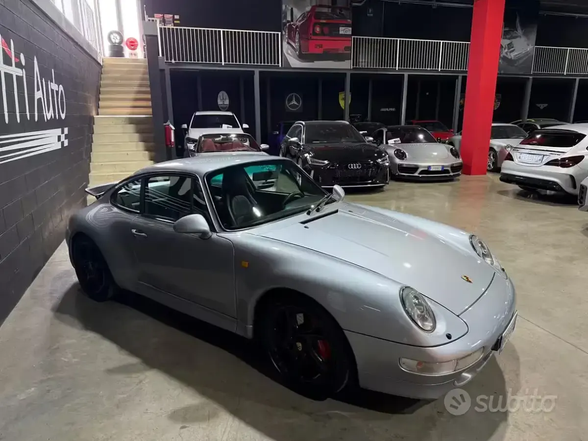 Usata Porsche 993 286 CV (210 kW) 1996 Grigio Coupé