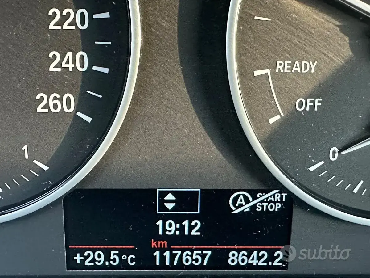 Usata BMW 116 Efficient Dynamics 116 CV (85 kW) 2015 Blu Utilitaria