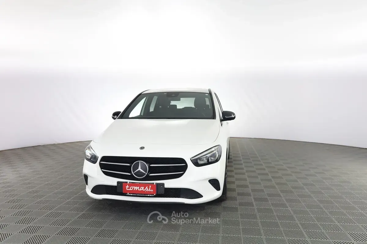 Begagnad Mercedes B200 150 HK (110 kW) 2020 Vit Minibuss
