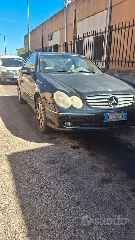Usata Mercedes CLK270 170 CV (125 kW) 2004 Nero Coupé