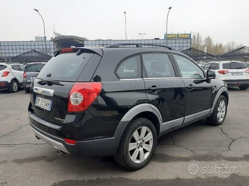 Usata Chevrolet Captiva 150 CV (110 kW) 2008 Nero SUV