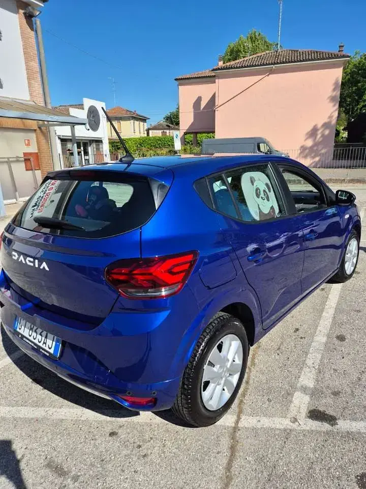 Brugt Dacia Sandero Essentiel 67 HK (49 kW) 2024 Blå Sedan