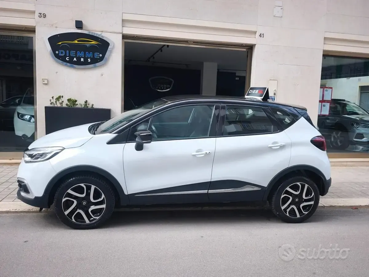 Usata Renault Captur Intens 110 CV (80 kW) 2017 Bianco SUV