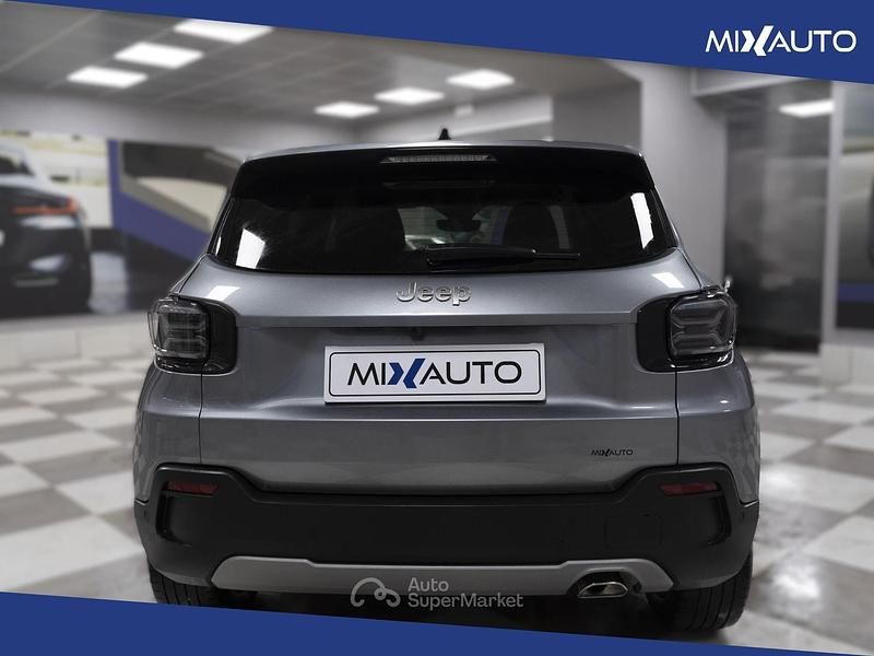 Usata Jeep Avenger Summit 101 CV (74 kW) 2025 Grigio SUV