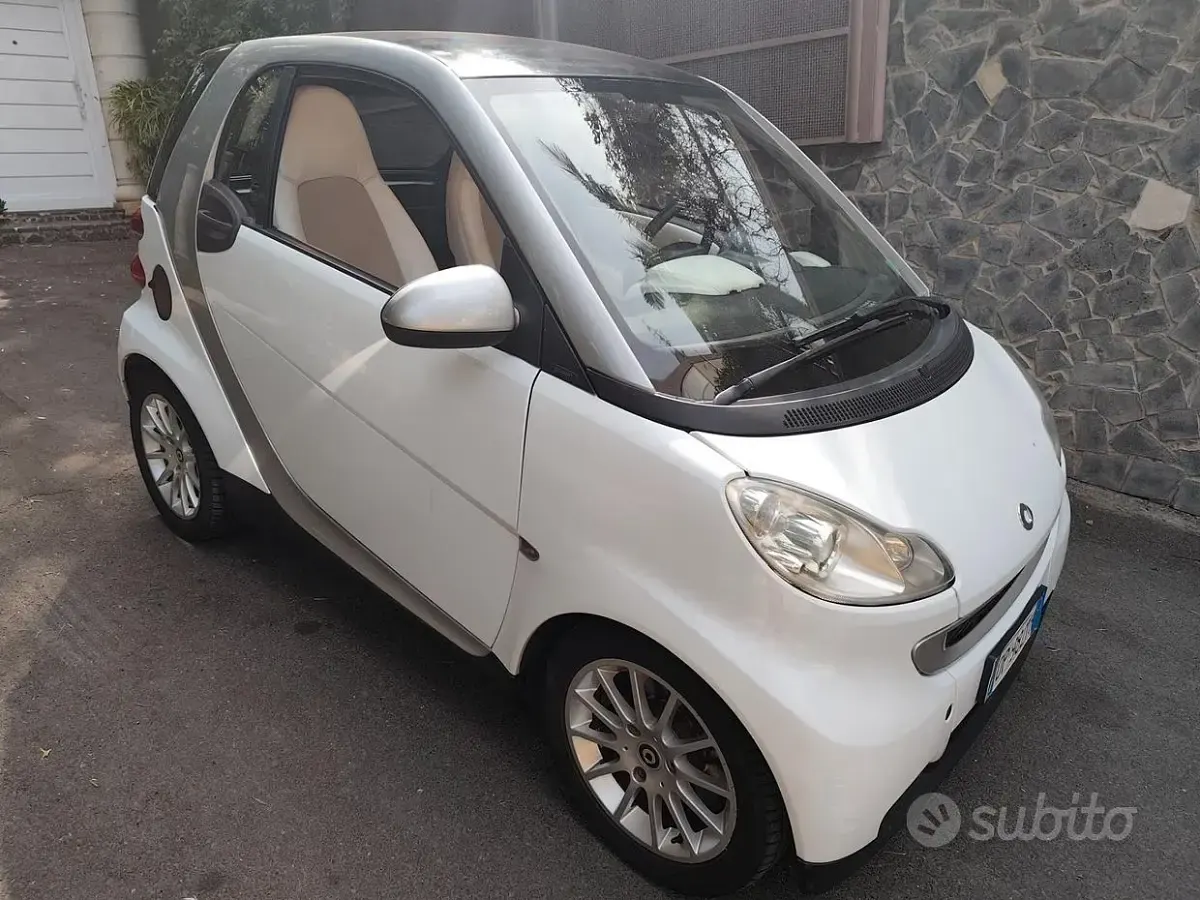 Usata Smart ForTwo Coupé Passion 71 CV (52 kW) 2008 Bianco Coupé